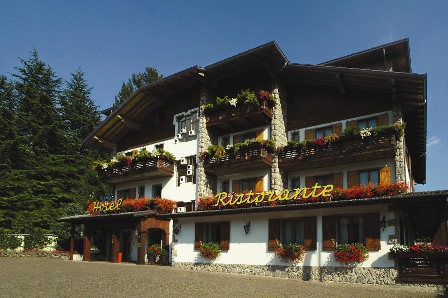 Eurohotel Mountain Wellness Castione della Presolana Exterior foto